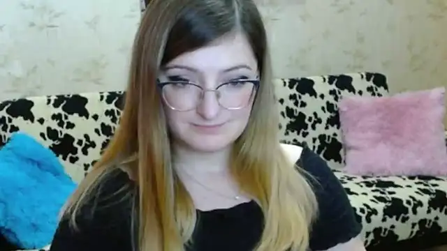 Snapshot of Arielsssplash chatting on September 23, 2025, 6:53 am Arielsssplash online show from September 23, 2025, 6:53 am