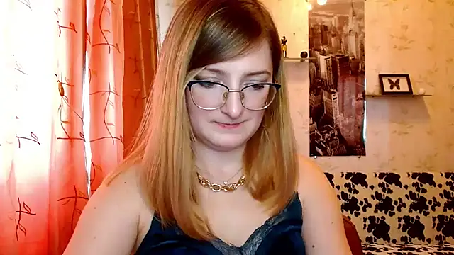 Snapshot of Arielsssplash chatting on February 26, 2025, 11:21 am Arielsssplash online show from February 26, 2025, 11:21 am