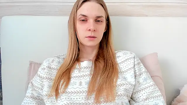 molly hunt  online show from February 26, 2025, 3:46 am