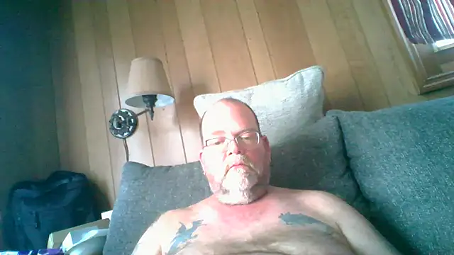 Snapshot of mrwizard4570 chatting on February 12, 2025, 5:26 pm mrwizard4570 online show from February 12, 2025, 5:26 pm