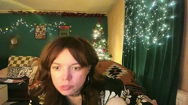Snapshot of ClancyMorissey chatting on December 5, 2025, 7:45 pm ClancyMorissey online show from December 5, 2025, 7:45 pm