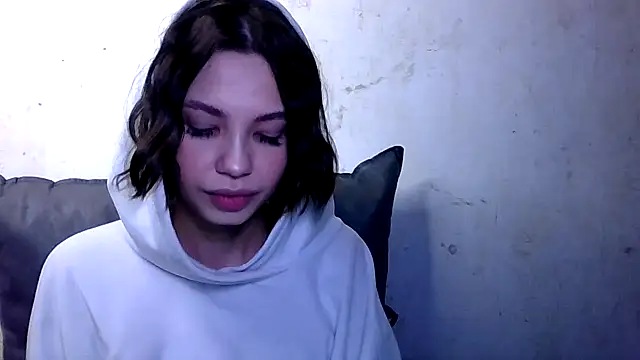 Snapshot of MiraPics chatting on March 29, 2026, 4:19 pm MiraPics online show from March 29, 2026, 4:19 pm