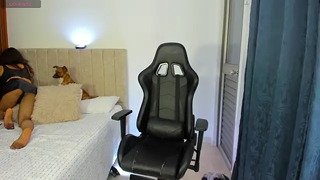 Snapshot of valentina_sweet02 chatting on December 18, 2025, 12:42 pm valentina sweet02 online show from December 18, 2025, 12:42 pm