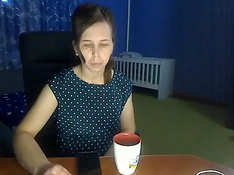 Snapshot of loveis007 chatting on December 15, 2025, 2:17 am loveis007 online show from December 15, 2025, 2:17 am