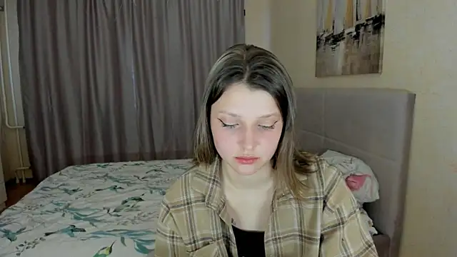 Snapshot of SoniNesti chatting on October 2, 2025, 2:42 pm SoniNesti online show from October 2, 2025, 2:42 pm