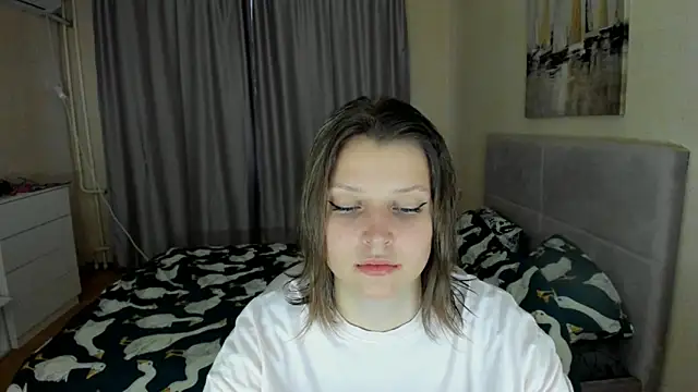 Snapshot of SoniNesti chatting on September 13, 2025, 3:01 pm SoniNesti online show from September 13, 2025, 3:01 pm