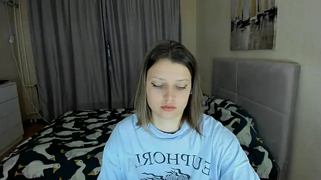 Snapshot of SoniNesti chatting on September 20, 2025, 2:44 pm SoniNesti online show from September 20, 2025, 2:44 pm