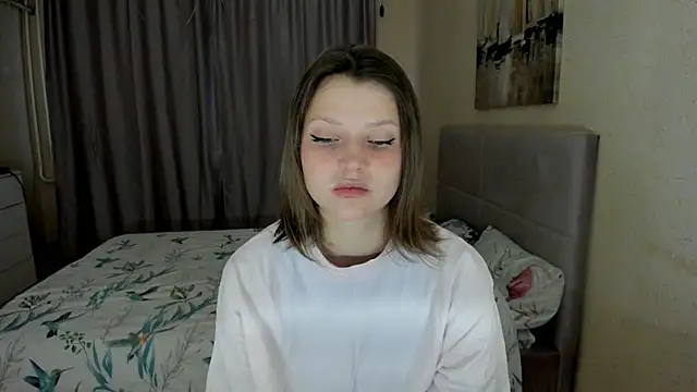 Snapshot of SoniNesti chatting on October 7, 2025, 2:29 pm SoniNesti online show from October 7, 2025, 2:29 pm