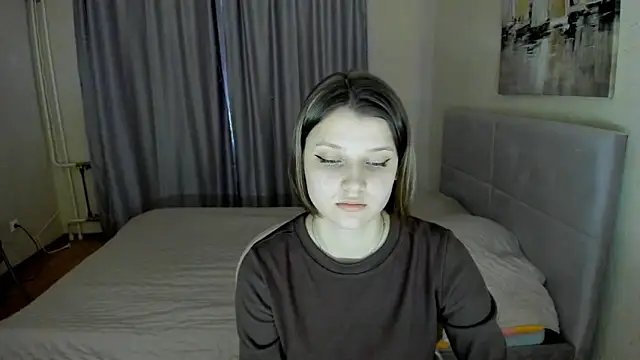 Snapshot of SoniNesti chatting on March 6, 2025, 11:36 am SoniNesti online show from March 6, 2025, 11:36 am