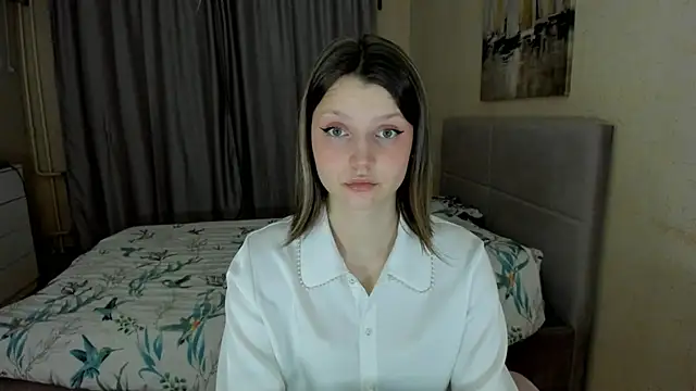 Snapshot of SoniNesti chatting on October 10, 2025, 2:51 pm SoniNesti online show from October 10, 2025, 2:51 pm