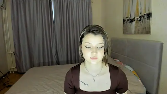 Snapshot of SoniNesti chatting on March 18, 2025, 2:06 pm SoniNesti online show from March 18, 2025, 2:06 pm