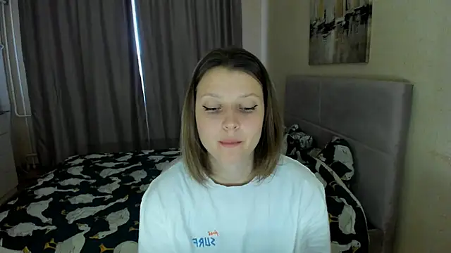 Snapshot of SoniNesti chatting on September 9, 2025, 2:48 pm SoniNesti online show from September 9, 2025, 2:48 pm