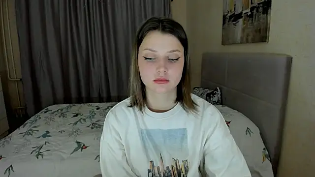 Snapshot of SoniNesti chatting on October 4, 2025, 2:29 pm SoniNesti online show from October 4, 2025, 2:29 pm