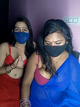 Snapshot of cutee__crazy chatting on October 7, 2025, 6:09 pm cutee crazy online show from October 7, 2025, 6:09 pm