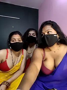 cutee  crazy online show from February 21, 2026, 2:08 pm