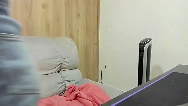 xspecialoomx online show from March 18, 2026, 3:03 pm