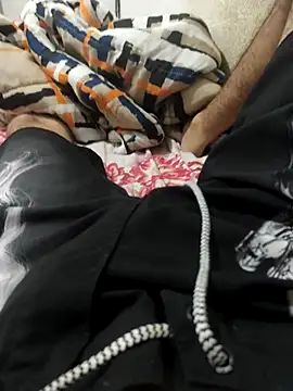 Snapshot of KleberL chatting on December 17, 2025, 5:12 am KleberL online show from December 17, 2025, 5:12 am