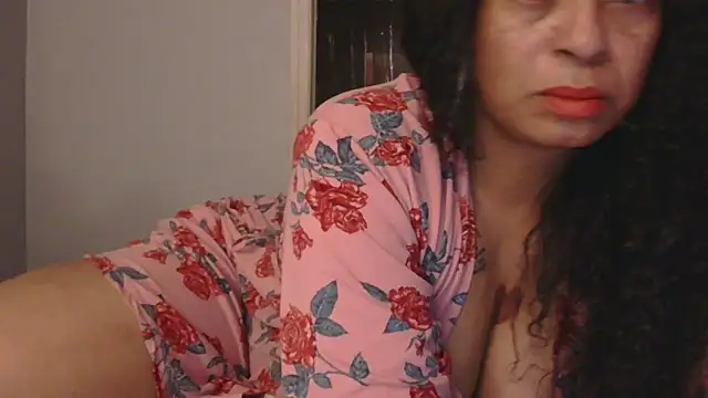 MSweetLindaParks online show from November 1, 2025, 11:31 pm