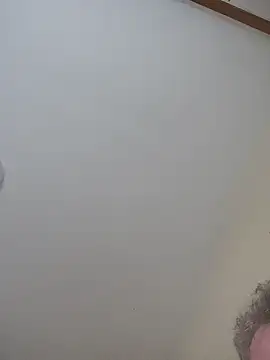 Snapshot of Hans04051972 chatting on November 15, 2025, 1:37 pm Hans04051972 online show from November 15, 2025, 1:37 pm