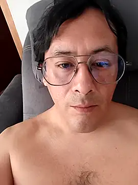 Snapshot of Yimicito chatting on March 10, 2026, 9:52 pm Yimicito online show from March 10, 2026, 9:52 pm