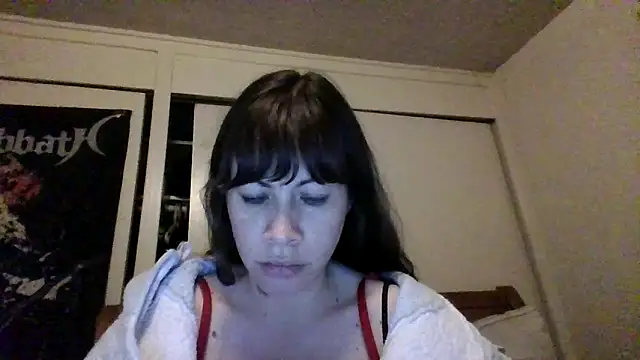 petitedoll29 online show from December 17, 2024, 6:13 am