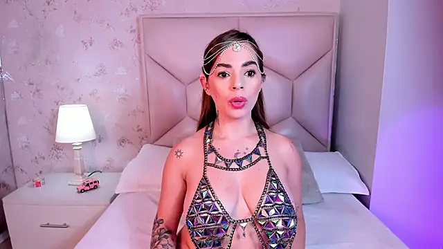 ambar sullivan online show from October 29, 2025, 11:42 am