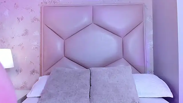 ambar sullivan online show from October 1, 2025, 11:47 am