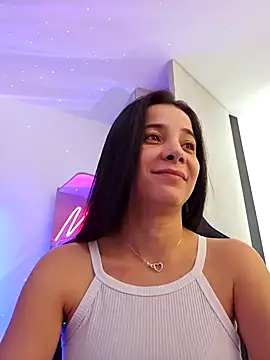 Snapshot of miaeyes chatting on January 17, 2025, 2:07 pm miaeyes online show from January 17, 2025, 2:07 pm