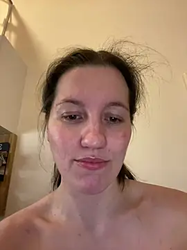 Nicole-Ray online show from January 11, 2026, 6:37 pm