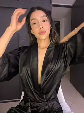 Snapshot of SelenaStone chatting on December 13, 2024, 12:31 am SelenaStone online show from December 13, 2024, 12:31 am