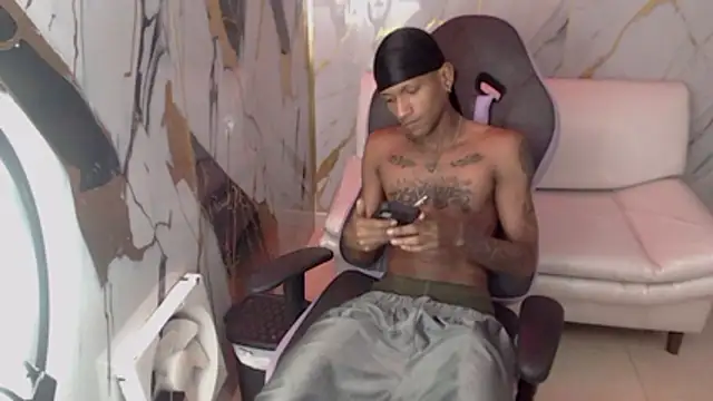 ManSant online show from November 9, 2025, 3:05 pm