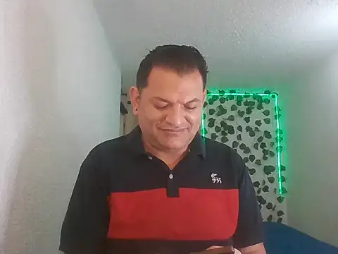 SexDiffrent online show from May 20, 2026, 4:04 pm