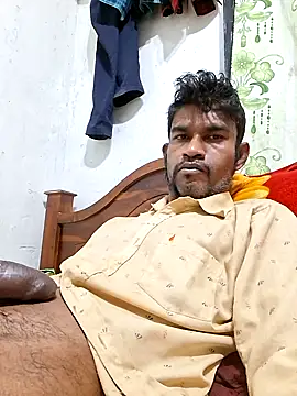 Snapshot of GuyAloneLk chatting on November 7, 2025, 1:15 pm GuyAloneLk online show from November 7, 2025, 1:15 pm