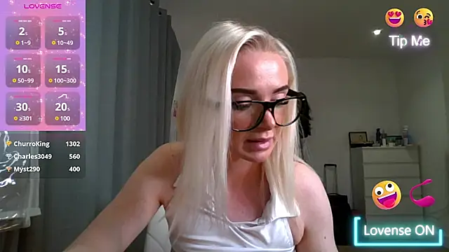 chelseablonde online show from January 31, 2025, 12:39 am