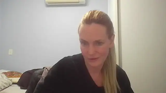 Annylove1 online show from July 1, 2026, 12:22 am