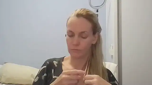 Annylove1 online show from March 31, 2026, 12:34 am