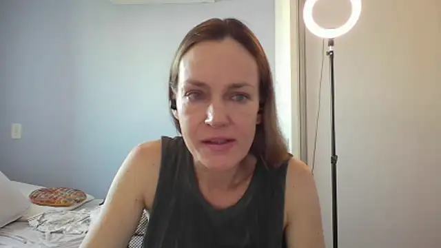 Annylove1 online show from December 23, 2025, 10:47 am