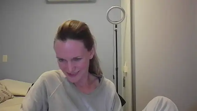 Annylove1 online show from November 27, 2025, 12:22 am