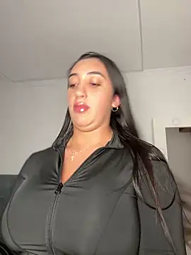 Hannahoff online show from June 21, 2026, 2:28 am