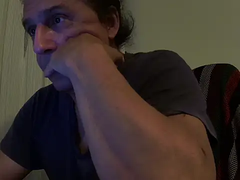 Snapshot of ALPHANDRE chatting on May 31, 2026, 6:31 pm ALPHANDRE online show from May 31, 2026, 6:31 pm