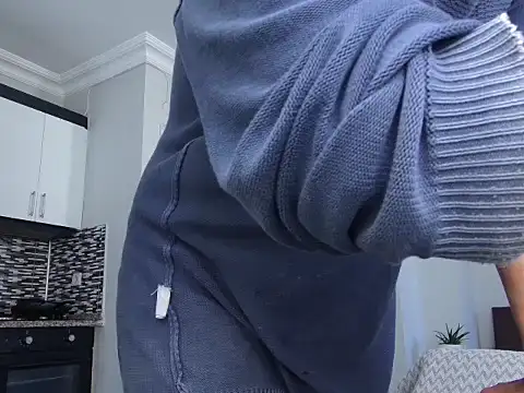 ALPHANDRE online show from April 19, 2026, 6:25 am