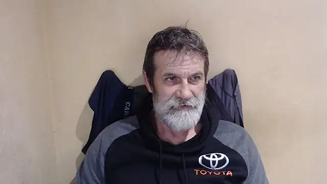 Snapshot of AlexNudo chatting on October 29, 2025, 11:09 am AlexNudo online show from October 29, 2025, 11:09 am