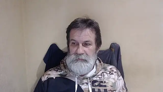 Snapshot of AlexNudo chatting on December 4, 2025, 3:22 pm AlexNudo online show from December 4, 2025, 3:22 pm