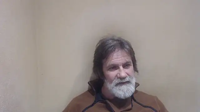 Snapshot of AlexNudo chatting on March 14, 2025, 11:43 pm AlexNudo online show from March 14, 2025, 11:43 pm