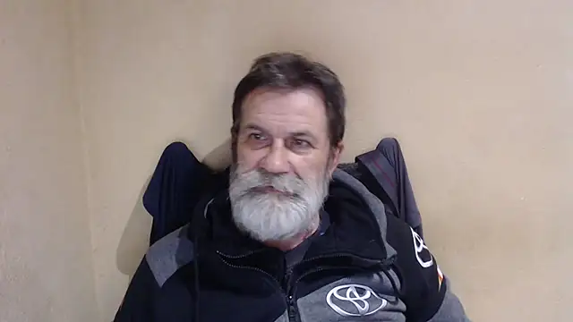 Snapshot of AlexNudo chatting on November 20, 2025, 8:42 pm AlexNudo online show from November 20, 2025, 8:42 pm