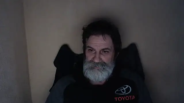 Snapshot of AlexNudo chatting on November 26, 2025, 2:39 pm AlexNudo online show from November 26, 2025, 2:39 pm