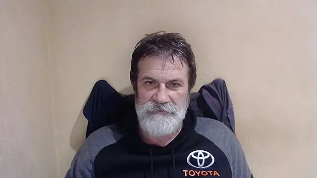 Snapshot of AlexNudo chatting on November 8, 2025, 12:31 pm AlexNudo online show from November 8, 2025, 12:31 pm