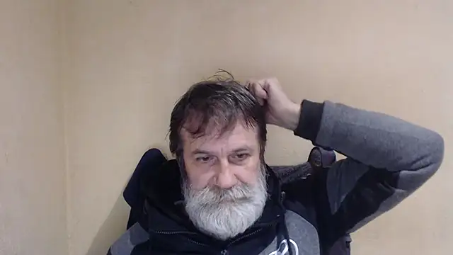 Snapshot of AlexNudo chatting on December 2, 2025, 10:50 am AlexNudo online show from December 2, 2025, 10:50 am