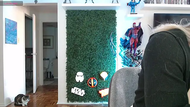 Snapshot of Vixen_Lockheart chatting on October 29, 2025, 4:50 pm Vixen Lockheart online show from October 29, 2025, 4:50 pm