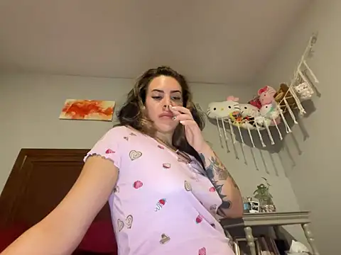 Chinkyphatkitty online show from May 13, 2026, 3:02 am